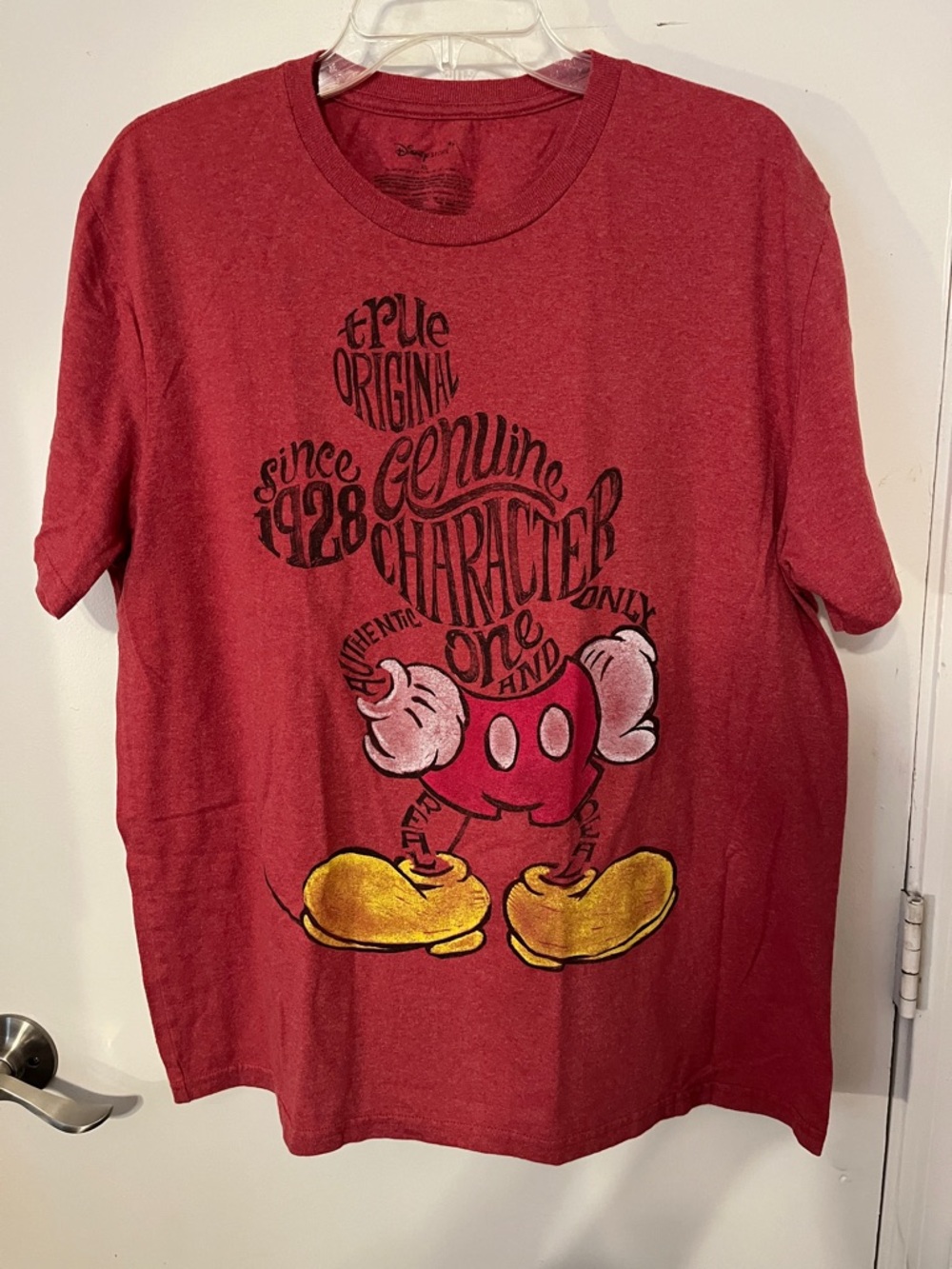 Disney Mickey Mouse men’s T-shirt extra large official Disney store 100% cotton